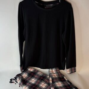Cuddle dudes fleece Black Long Sleeve Top with Plaid Pajama Pants